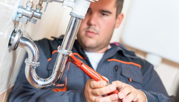 Right Commercial Plumber for Your Business